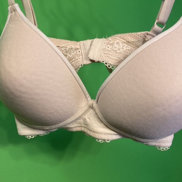 Ladies Warner 34c bra no wire used - Picture 3 of 5